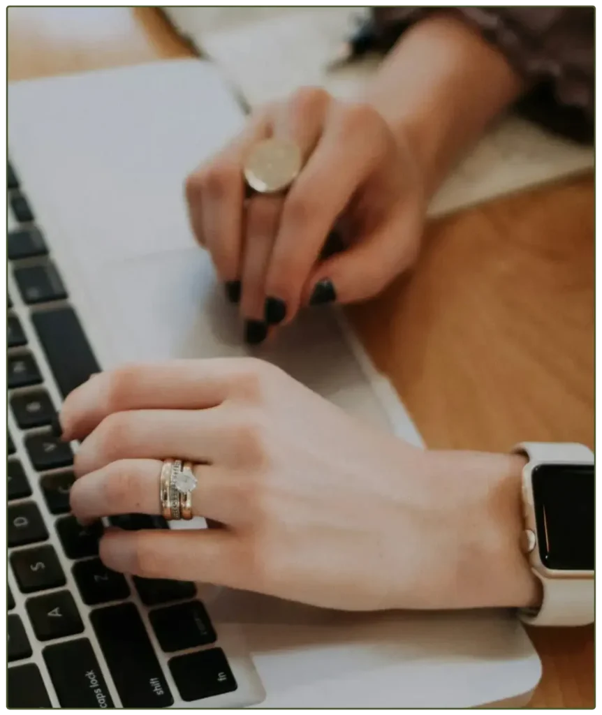 woman writing content